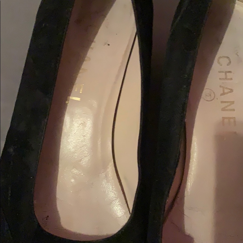 Chanel pumps